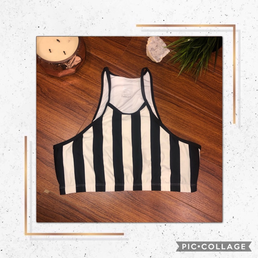 ✨SKINNY DIP BLACK AND WHITE STRIPED HALTER BIKINI✨
